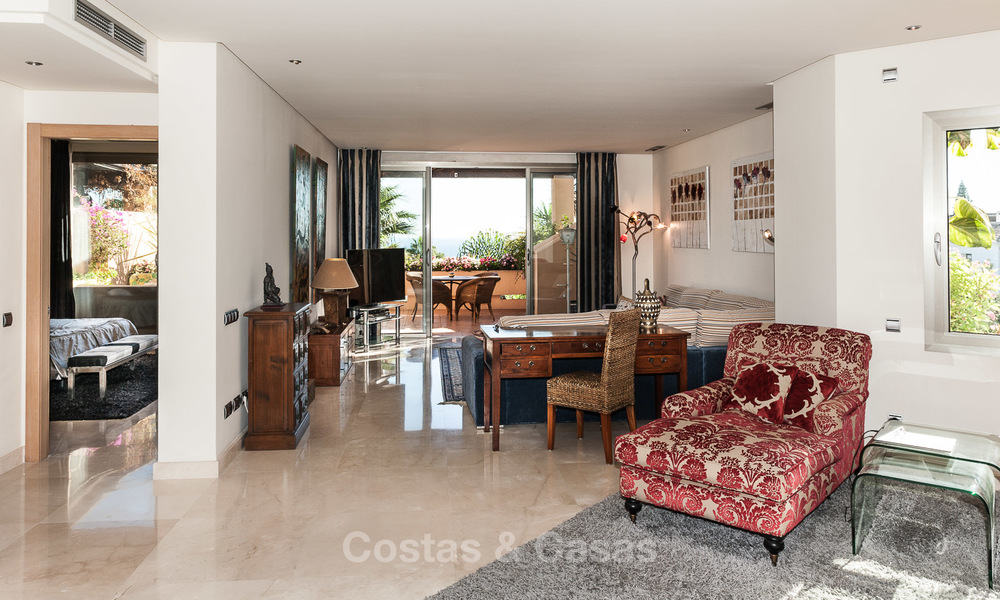 Mansion Club: Apartamentos de lujo a la venta en un prestigioso complejo en la Milla de Oro en Marbella 25285