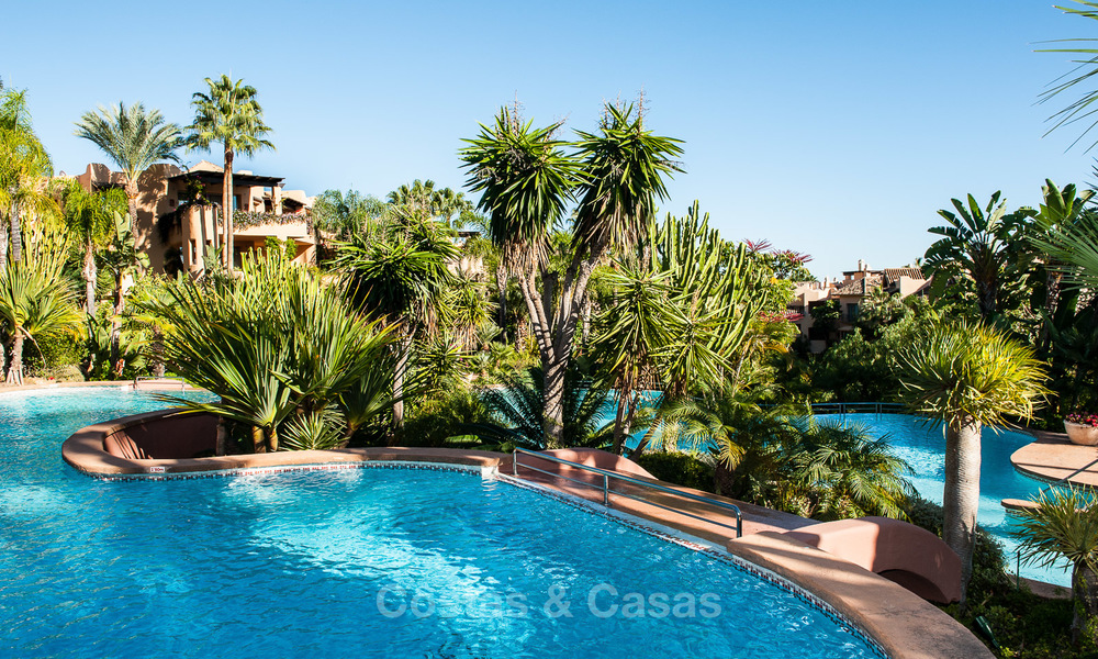Mansion Club: Apartamentos de lujo a la venta en un prestigioso complejo en la Milla de Oro en Marbella 25309