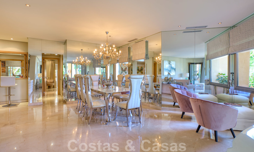 Mansion Club: Apartamentos de lujo a la venta en un prestigioso complejo en la Milla de Oro en Marbella 25320