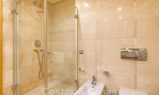 Mansion Club: Apartamentos de lujo a la venta en un prestigioso complejo en la Milla de Oro en Marbella 25327 