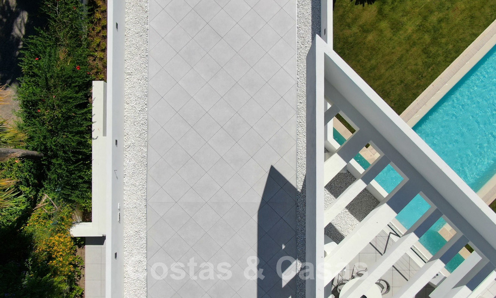 Moderna villa con vistas al mar en venta en Los Flamingos Golf en Marbella - Benahavis. Precio reducido. 26003