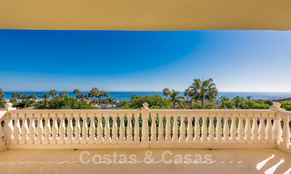 Se vende villa de lujo con vistas panorámicas al mar en Sierra Blanca, Marbella 26416 