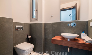 Moderna villa adosada en venta en la exclusiva Sierra Blanca, Marbella 26475 
