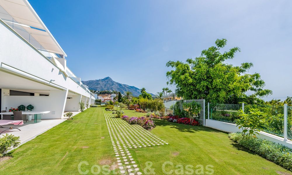 Gran reducción de precio. Amplio y moderno apartamento de lujo en venta, con vistas al mar y listo para entrar a vivir, Nueva Andalucía, Marbella 26921