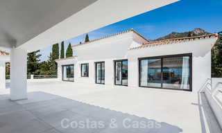 Se vende una lujosa villa renovada de estilo mediterráneo en la exclusiva Cascada de Camojan, en la Milla de Oro de Marbella 27045 