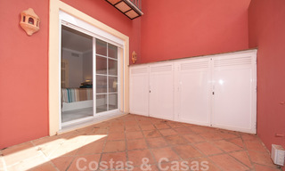 Espacioso apartamento con vistas panorámicas de la costa y el Mar Mediterráneo, listo para mudarse en Benahavis - Marbella 27344 
