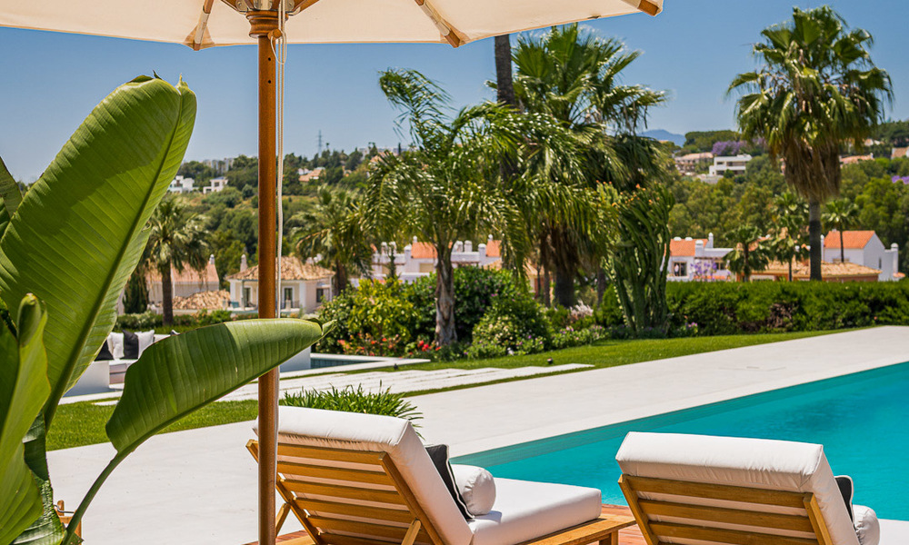 Espectacular villa de diseño moderno en venta, primera línea de golf en Nueva Andalucía, Marbella 27210