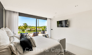 Espectacular villa de diseño moderno en venta, primera línea de golf en Nueva Andalucía, Marbella 27247 