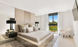 Espectacular villa de diseño moderno en venta, primera línea de golf en Nueva Andalucía, Marbella 27248 