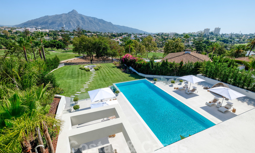 Exclusiva villa nueva y moderna en venta a un paso de Las Brisas golf en el Valle de Nueva Andalucía, Marbella 27443