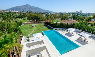 Exclusiva villa nueva y moderna en venta a un paso de Las Brisas golf en el Valle de Nueva Andalucía, Marbella 27443 
