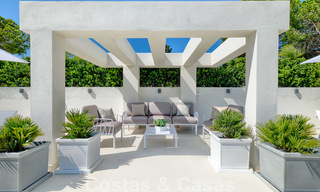 Exclusiva villa nueva y moderna en venta a un paso de Las Brisas golf en el Valle de Nueva Andalucía, Marbella 27445 