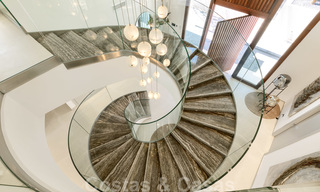 Exclusiva villa nueva y moderna en venta a un paso de Las Brisas golf en el Valle de Nueva Andalucía, Marbella 27460 