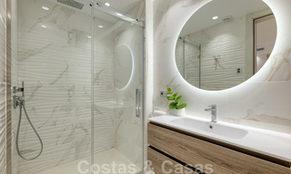 Exclusiva villa nueva y moderna en venta a un paso de Las Brisas golf en el Valle de Nueva Andalucía, Marbella 27498 