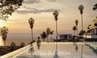 Proyectos de villas modernas llave en mano en venta, con espectaculares vistas al golf, al lago, a las montañas y el mar, en un complejo cerrado rodeado de naturaleza y golf en Benahavis - Marbella 27912 