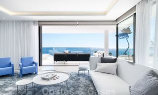 Reventa privada. Apartamento ultra lujoso y vanguardista frente a la playa en venta en un exclusivo complejo en la Nueva Milla de Oro, Estepona - Marbella 28695 
