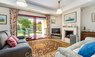 Apartamentos y casas adosadas en venta a poca distancia de servicios y del Puerto Banús en Nueva Andalucía, Marbella. 29292 