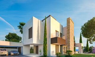 Villas modernas de nueva construcción en venta en el centro de Marbella, en un exclusivo complejo de villas cerrado y asegurado a poca distancia de todo 30101 