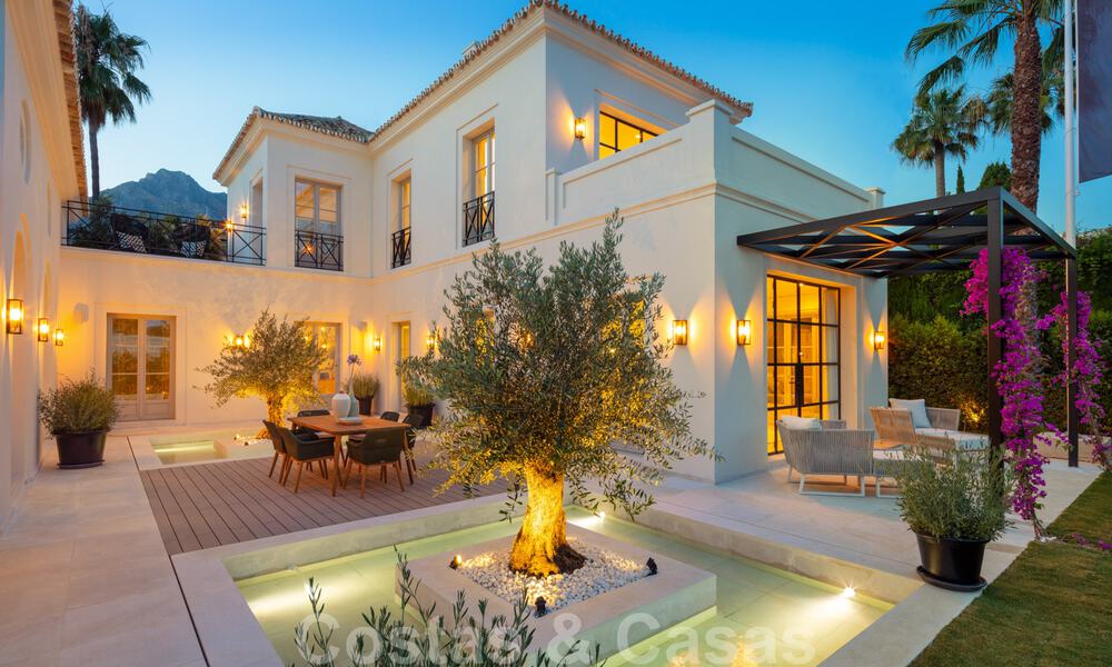2 nuevas y elegantes villas de lujo en venta, de estilo clásico y provenzal, sobre la Milla de Oro en Marbella 30488