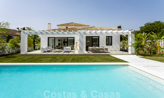 Villa contemporánea con estilo mediterráneo en venta, Marbella - Estepona Este 33675 