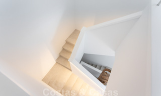 Villa contemporánea con estilo mediterráneo en venta, Marbella - Estepona Este 33712 