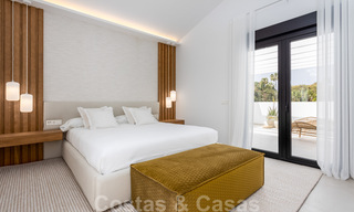 Villa contemporánea con estilo mediterráneo en venta, Marbella - Estepona Este 33715 