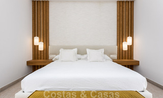 Villa contemporánea con estilo mediterráneo en venta, Marbella - Estepona Este 33716 