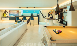 Villa moderno de diseño listo para entrar a vivir en venta en Nueva Andalucía - Marbella, a tiro de piedra de sus necesidades 34001 