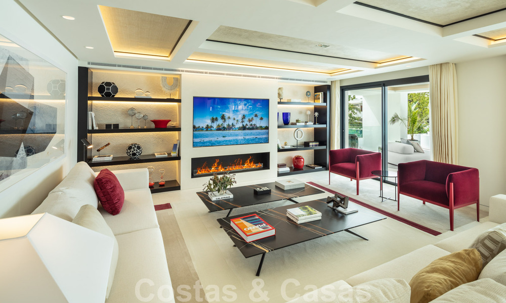 Villa moderno de diseño listo para entrar a vivir en venta en Nueva Andalucía - Marbella, a tiro de piedra de sus necesidades 34010