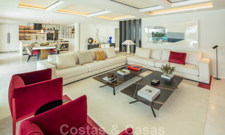 Villa moderno de diseño listo para entrar a vivir en venta en Nueva Andalucía - Marbella, a tiro de piedra de sus necesidades 34015 