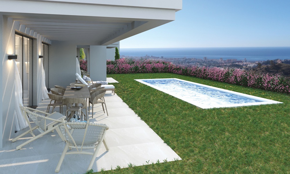 Nuevas y modernas villas en venta con vistas panorámicas al mar y a la montaña en Mijas, Costa del Sol 34124