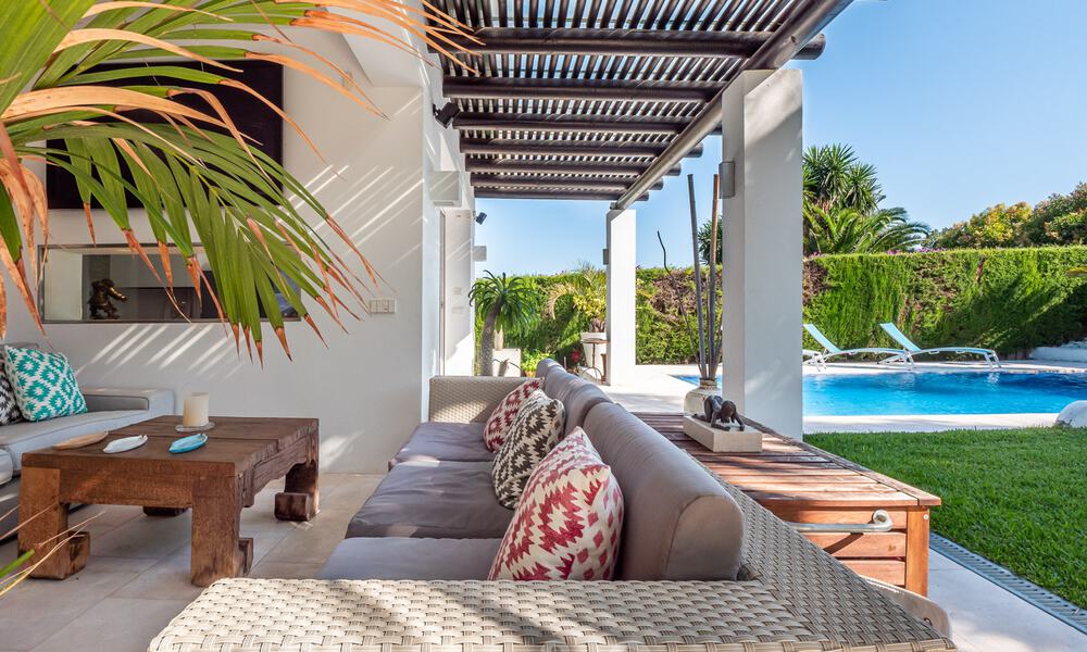 Villa moderna renovada en venta en una tranquila zona residencial cerca del golf y la playa - Guadalmina - San Pedro, Marbella 34146