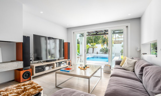 Villa moderna renovada en venta en una tranquila zona residencial cerca del golf y la playa - Guadalmina - San Pedro, Marbella 34149 