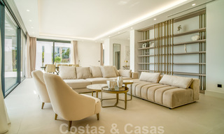 Lista para entrar a vivir, villa moderna de nueva construcción en venta en un resort de golf de cinco estrellas en Marbella - Benahavis 34577 