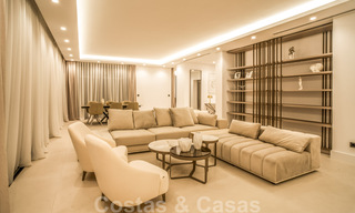 Lista para entrar a vivir, villa moderna de nueva construcción en venta en un resort de golf de cinco estrellas en Marbella - Benahavis 34588 