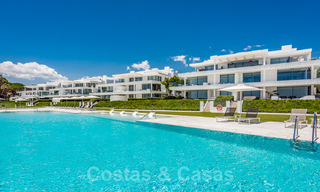 Crème de la Crème, apartamento moderno listo y en venta, situado en la playa entre Marbella y Estepona 34696 