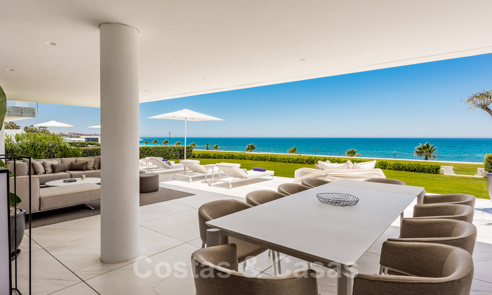 Crème de la Crème, apartamento moderno listo y en venta, situado en la playa entre Marbella y Estepona 34701