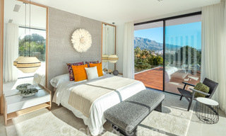 Villa de diseño en la codiciada zona residencial de Las Brisas en Nueva Andalucía con impresionantes vistas a la montaña de La Concha en Marbella 34767 