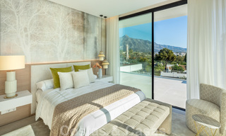 Villa de diseño en la codiciada zona residencial de Las Brisas en Nueva Andalucía con impresionantes vistas a la montaña de La Concha en Marbella 34772 