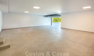 Villa de diseño en la codiciada zona residencial de Las Brisas en Nueva Andalucía con impresionantes vistas a la montaña de La Concha en Marbella 34784 