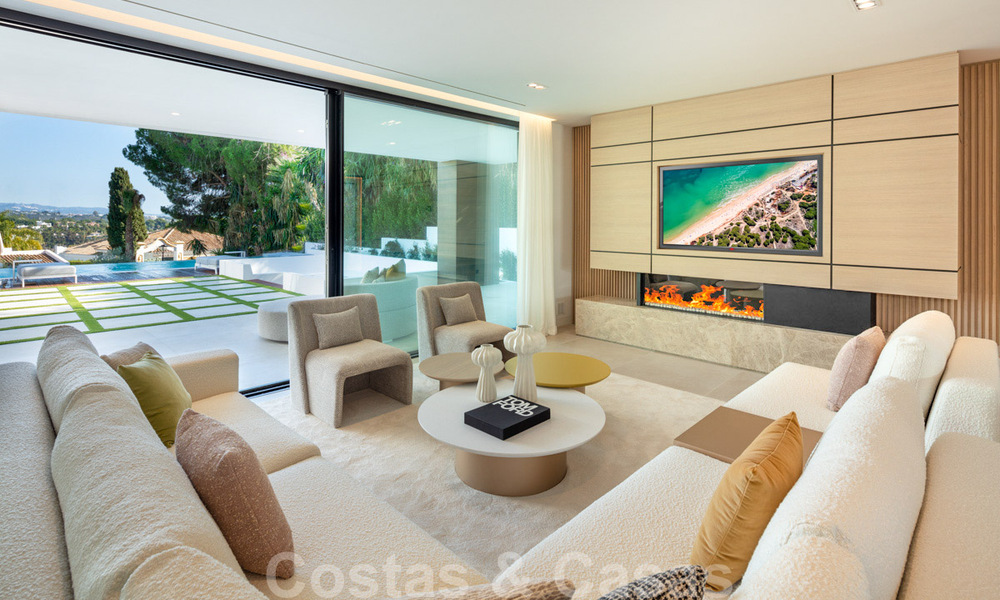 Villa de diseño en la codiciada zona residencial de Las Brisas en Nueva Andalucía con impresionantes vistas a la montaña de La Concha en Marbella 34786