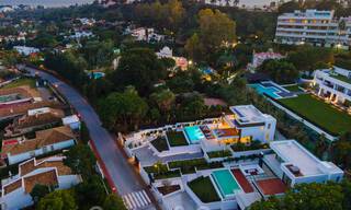 Villa de diseño en la codiciada zona residencial de Las Brisas en Nueva Andalucía con impresionantes vistas a la montaña de La Concha en Marbella 34792 