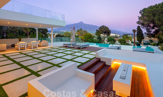 Villa de diseño en la codiciada zona residencial de Las Brisas en Nueva Andalucía con impresionantes vistas a la montaña de La Concha en Marbella 34796 