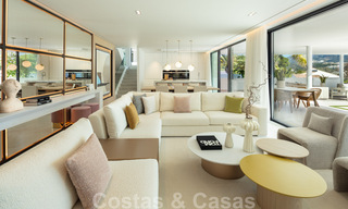 Villa de diseño en la codiciada zona residencial de Las Brisas en Nueva Andalucía con impresionantes vistas a la montaña de La Concha en Marbella 34805 