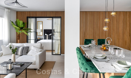 Apartamento reformado con buen gusto en venta con amplia terraza, vistas al mar y a la montaña en la Quinta golf resort, Benahavis - Marbella 34816