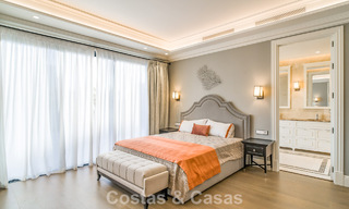 Villa en venta de estilo clásico contemporáneo con vistas al mar en un resort de golf de cinco estrellas en Marbella - Benahavis 775517 