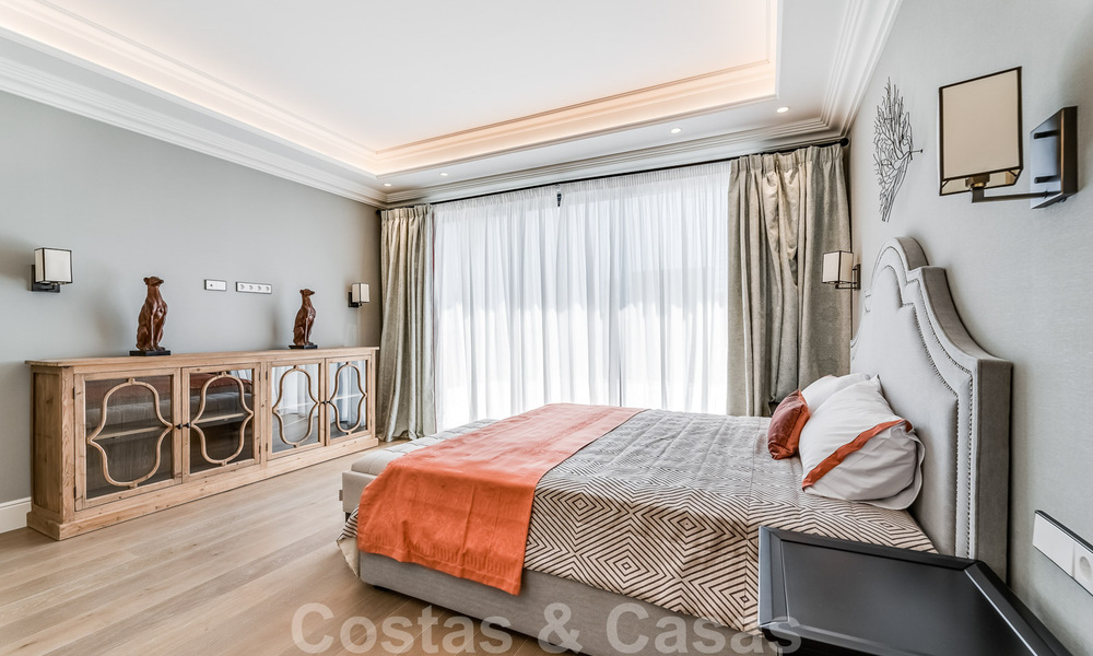 Villa de nueva construcción en venta en un estilo clásico contemporáneo con vistas al mar en un resort de golf de cinco estrellas en Marbella - Benahavis 34955