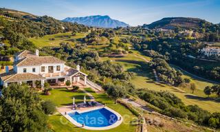Villa de lujo estilo mediterránea a la venta en el exclusivo Marbella Club Golf Resort en Benahavis en la Costa del Sol 35076 