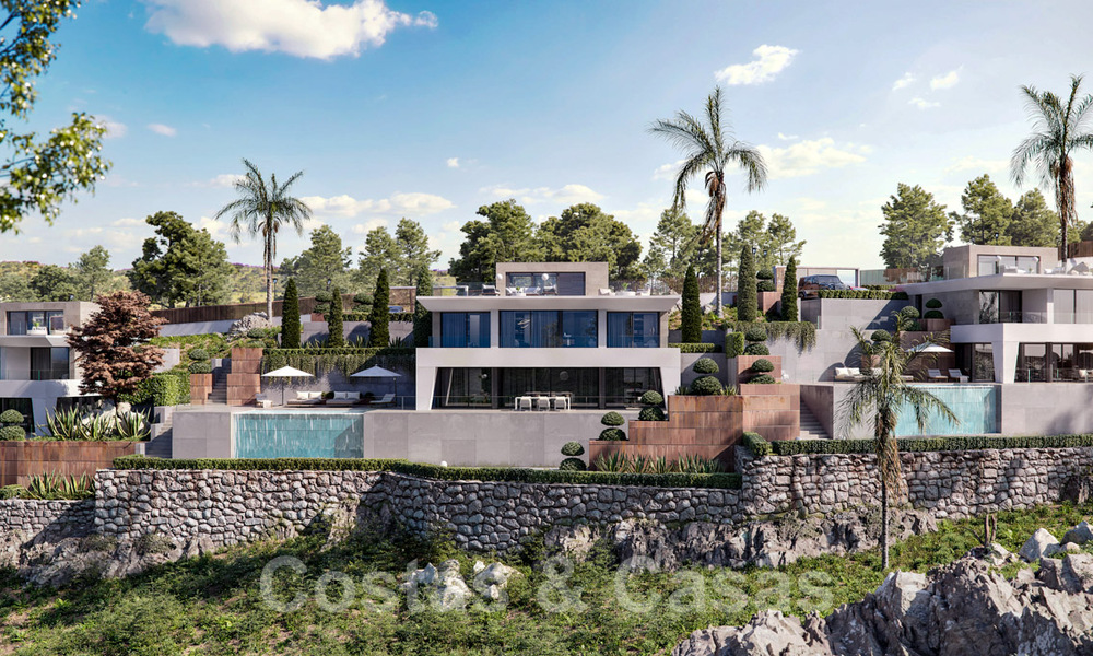 Modernas villas de lujo de nueva construcción en venta con una gran terraza y hermosas vistas panorámicas al mar en la Costa del Sol 35203