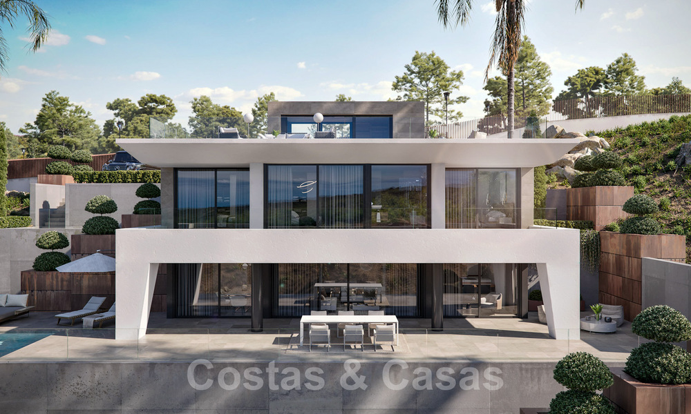 Modernas villas de lujo de nueva construcción en venta con una gran terraza y hermosas vistas panorámicas al mar en la Costa del Sol 35204